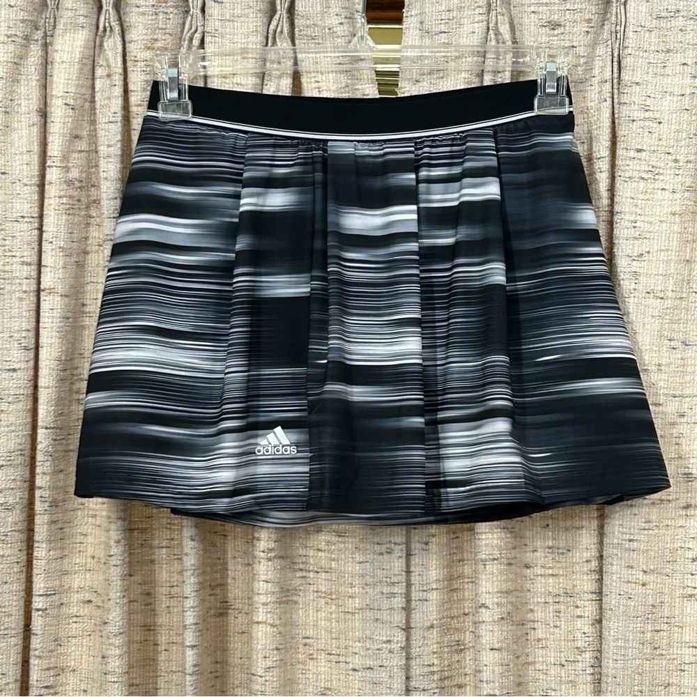 Adidas ClimaLite Response Skort - Girls XL